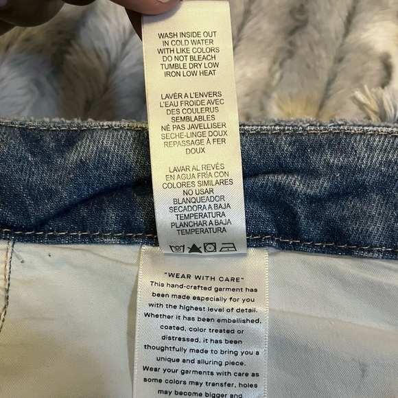 GOOD American Good Icon Plus Size Short Size 15 - Picture 12 of 14